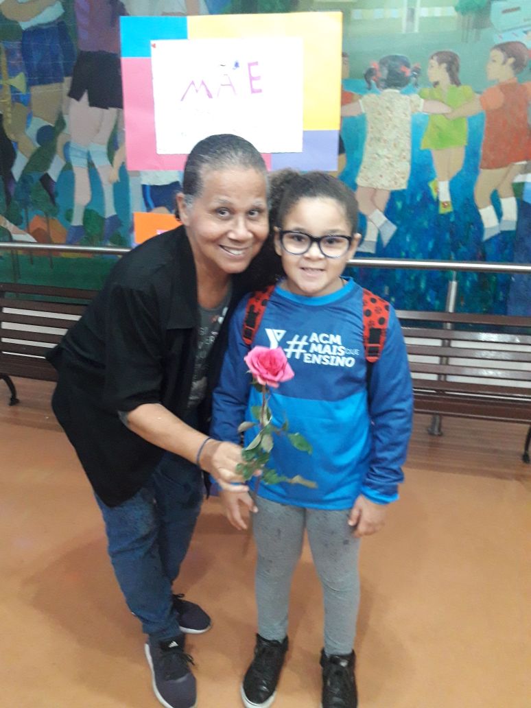 Homenagens do Colégio ACM pelo Dia das Mães | ACM-RS